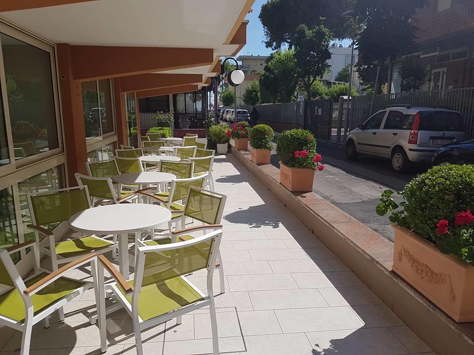 Hotel Tre Assi Rimini Ngoại thất bức ảnh
