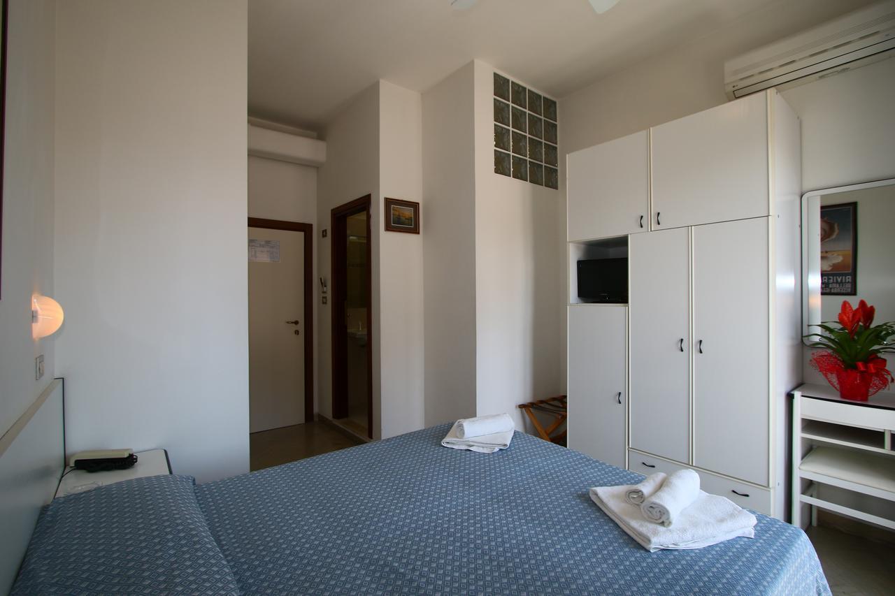 Hotel Tre Assi Rimini Ngoại thất bức ảnh