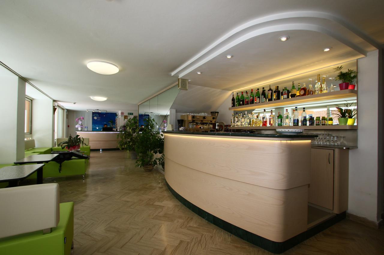 Hotel Tre Assi Rimini Ngoại thất bức ảnh