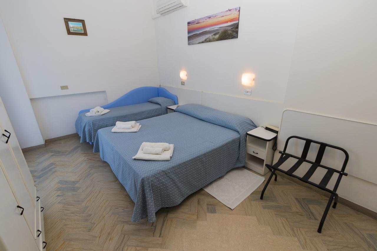 Hotel Tre Assi Rimini Ngoại thất bức ảnh