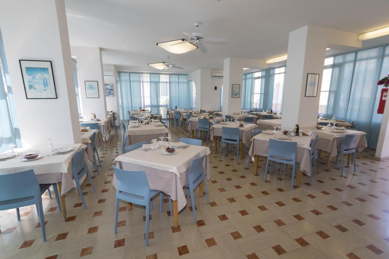 Hotel Tre Assi Rimini Ngoại thất bức ảnh